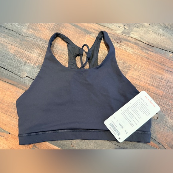 lululemon NWT Tied to It tank - sz.8 black - Picture 3 of 5